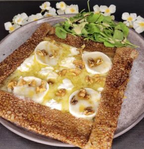 galette chevre miel noix salade miel